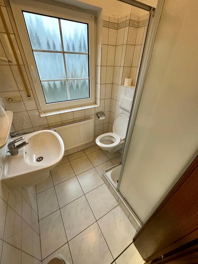 Hotel Landhaus Koeln 林德拉 外观 照片