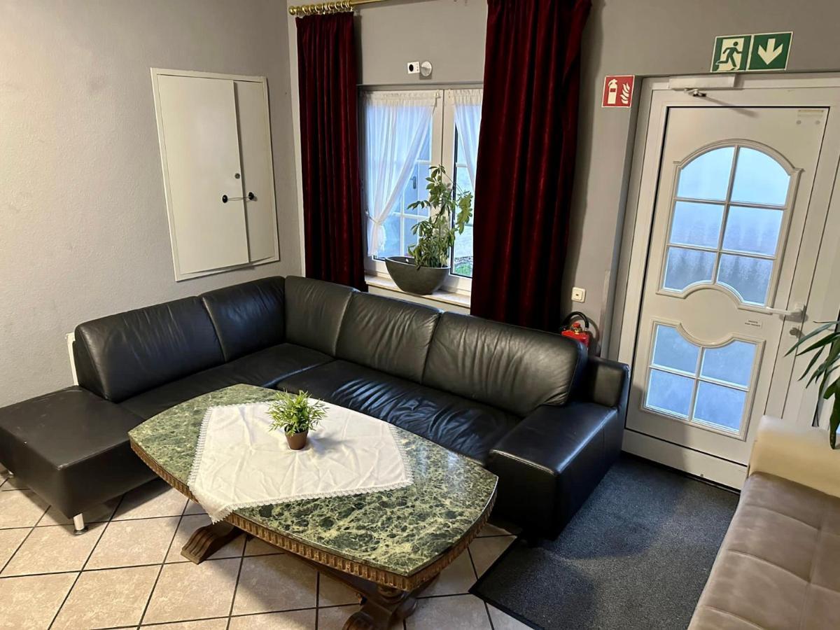 Hotel Landhaus Koeln 林德拉 外观 照片
