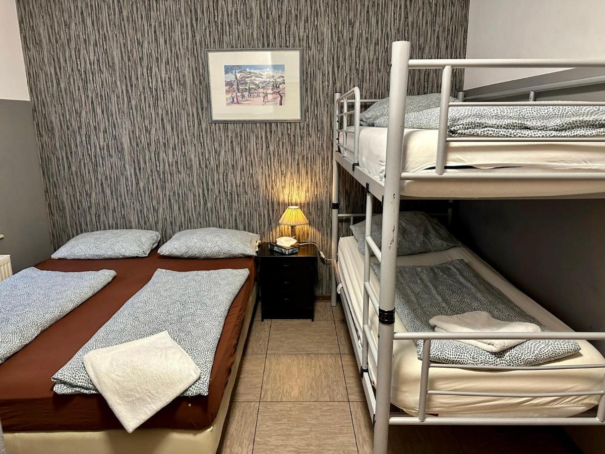 Hotel Landhaus Koeln 林德拉 外观 照片
