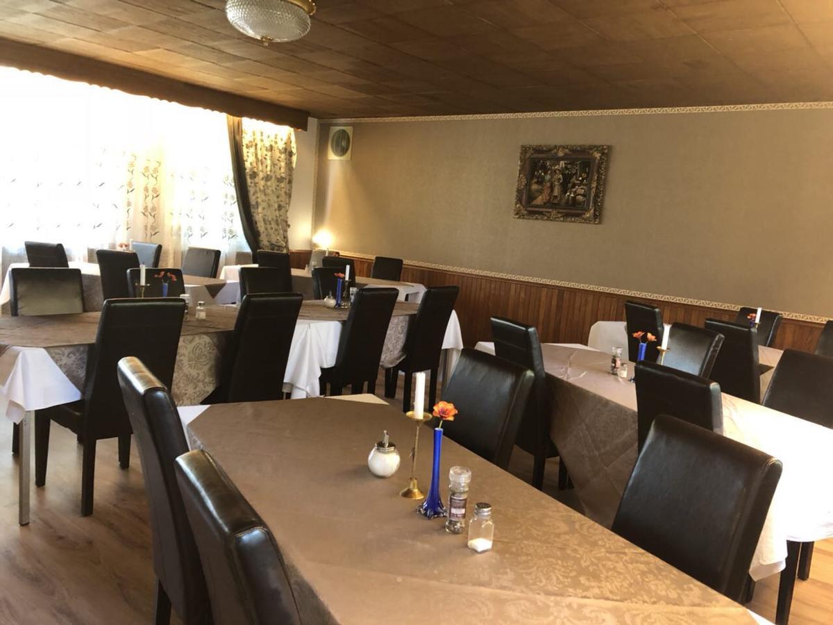 Hotel Landhaus Koeln 林德拉 外观 照片